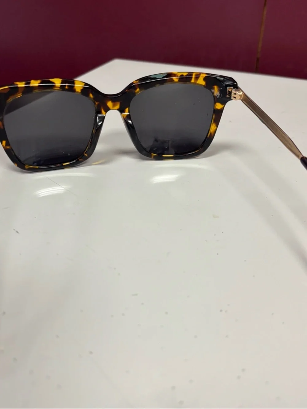 DIFF Bella Polarized Oversized Square Sunglasses - Picture 5 of 6